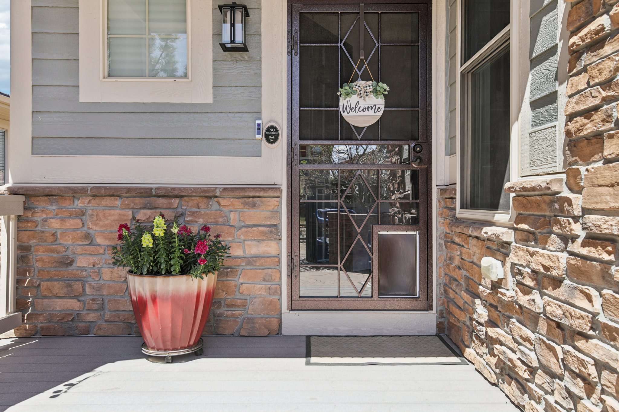 E Stroll Ave-S1604-008.jpg