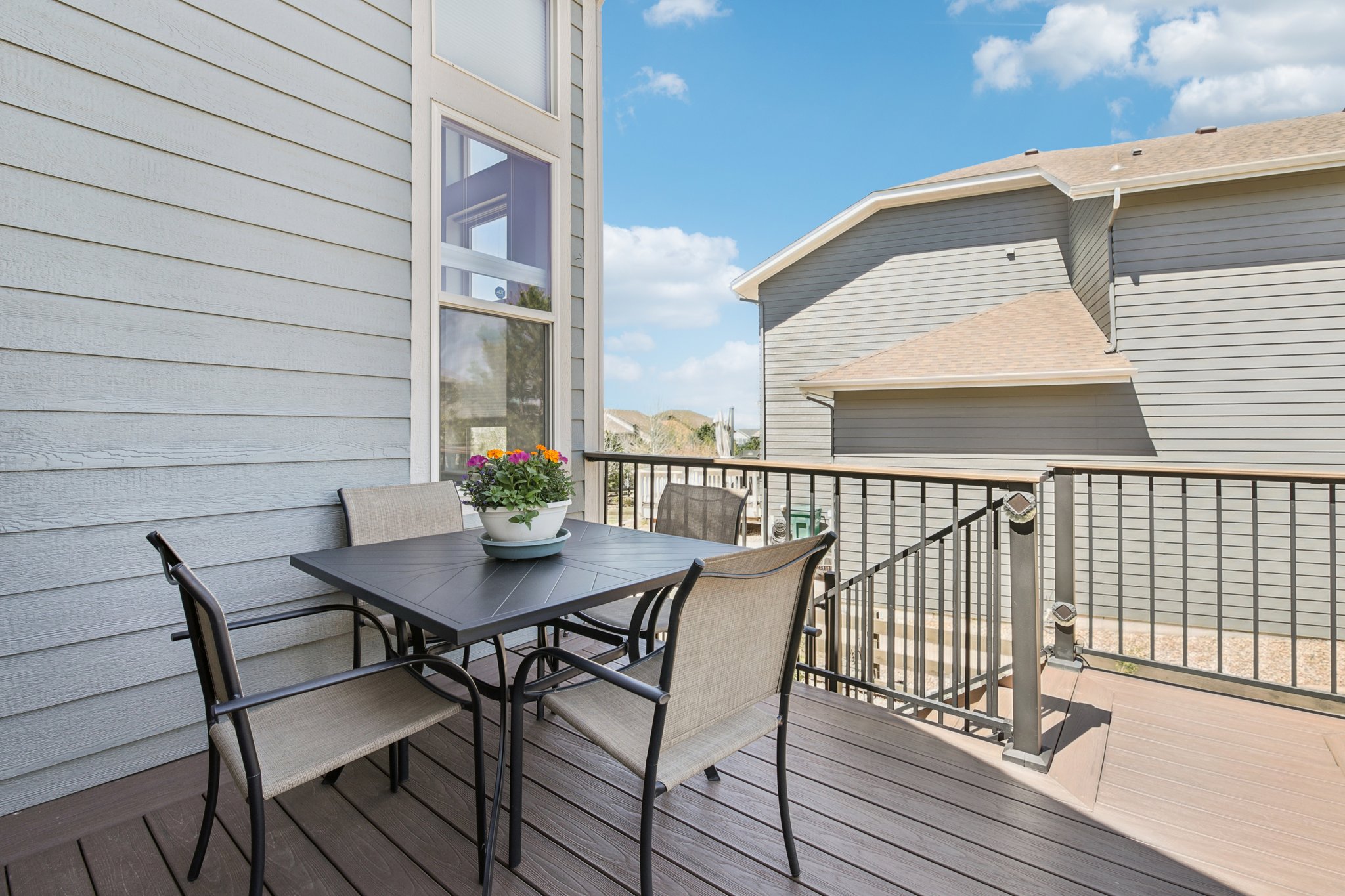 E Stroll Ave-S1604-042.jpg