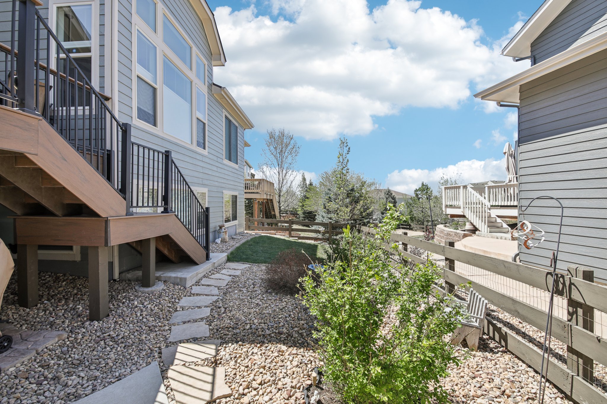 E Stroll Ave-S1604-045.jpg