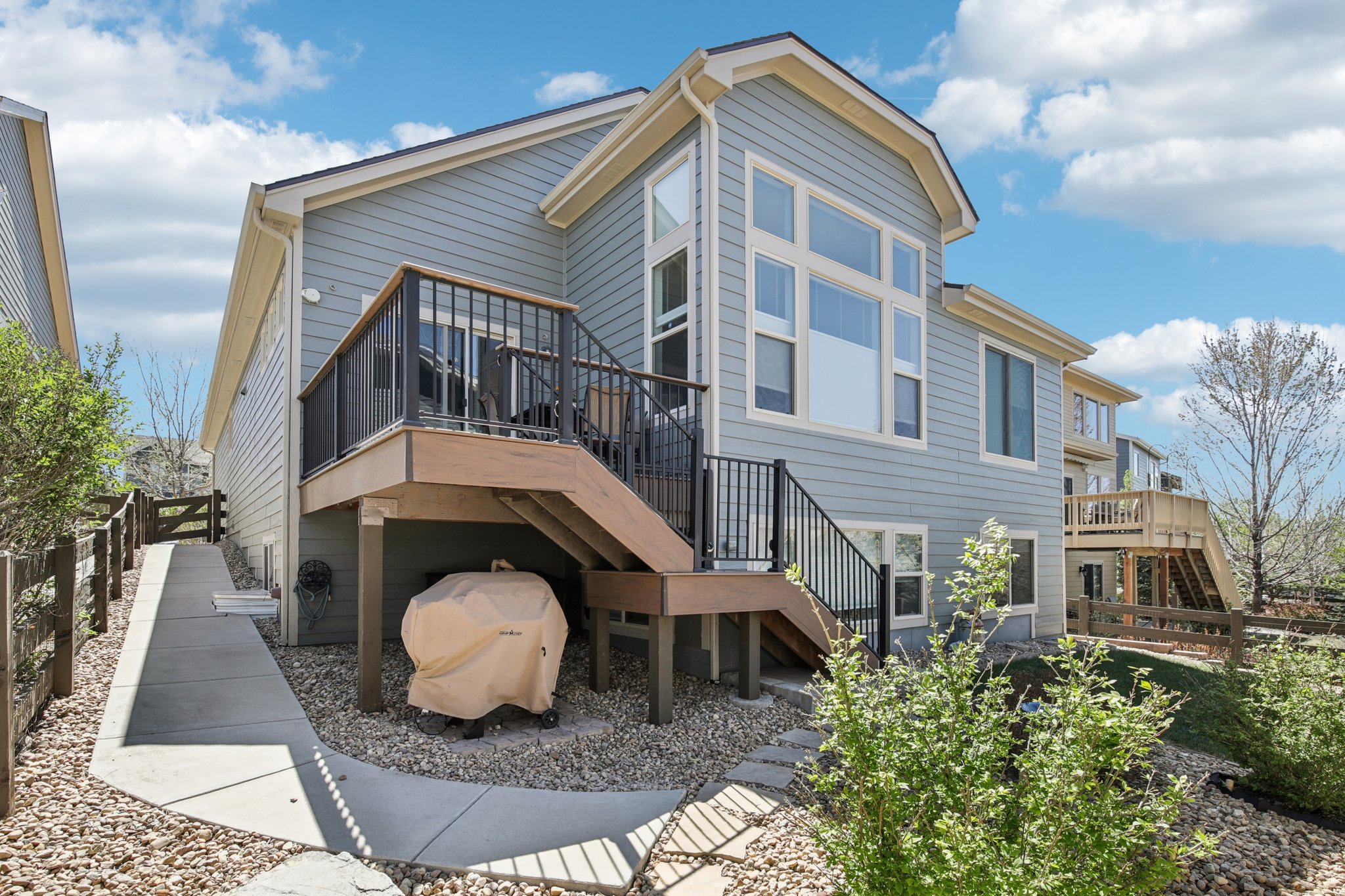 E Stroll Ave-S1604-046.jpg