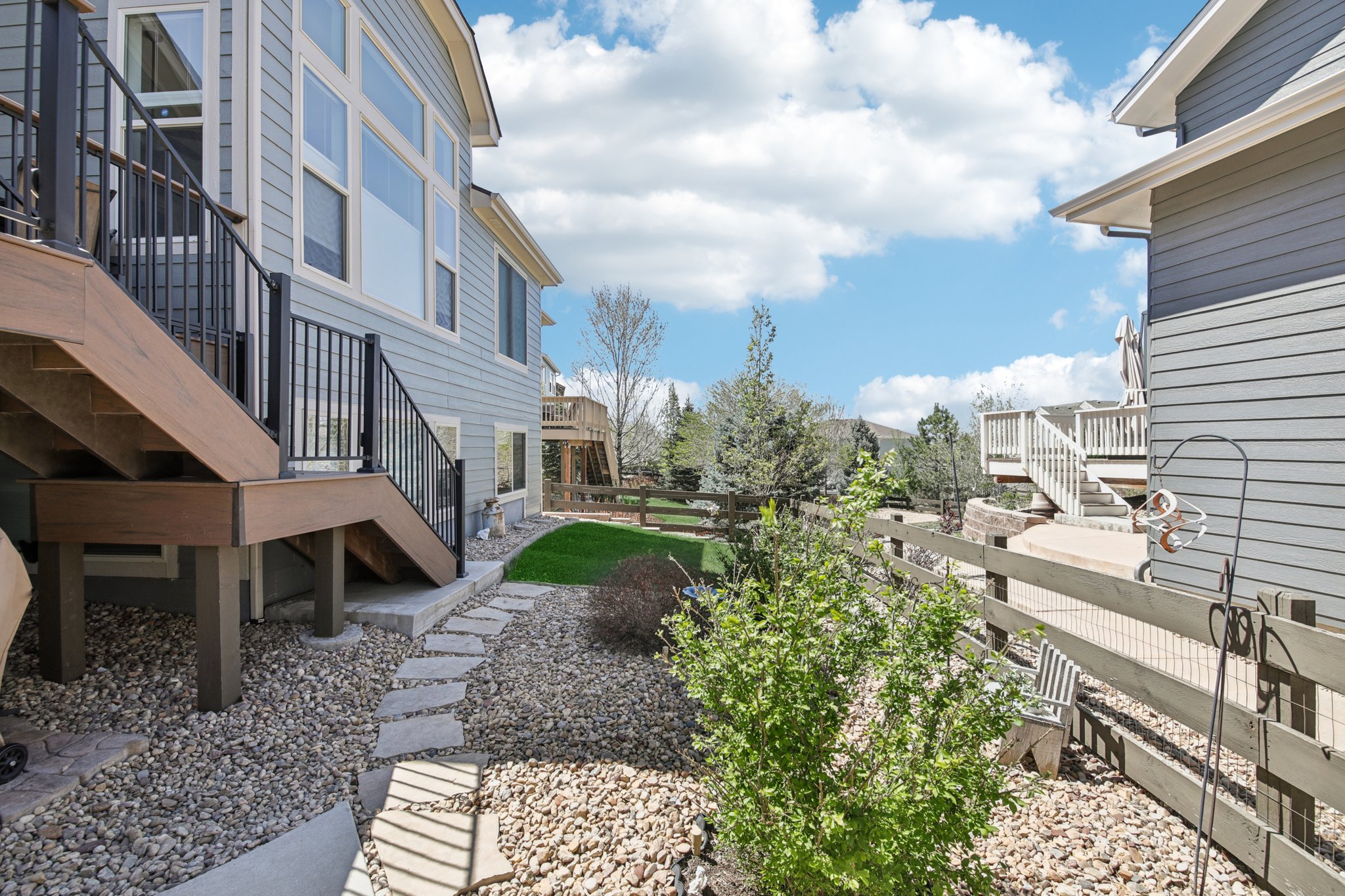 E Stroll Ave-S1604-049.jpg