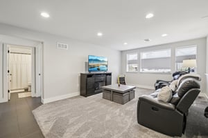 E Stroll Ave-S1604-011.jpg