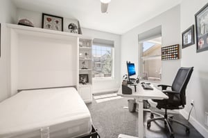 E Stroll Ave-S1604-025.jpg