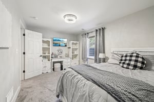 E Stroll Ave-S1604-038.jpg