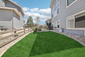 E Stroll Ave-S1604-050.jpg