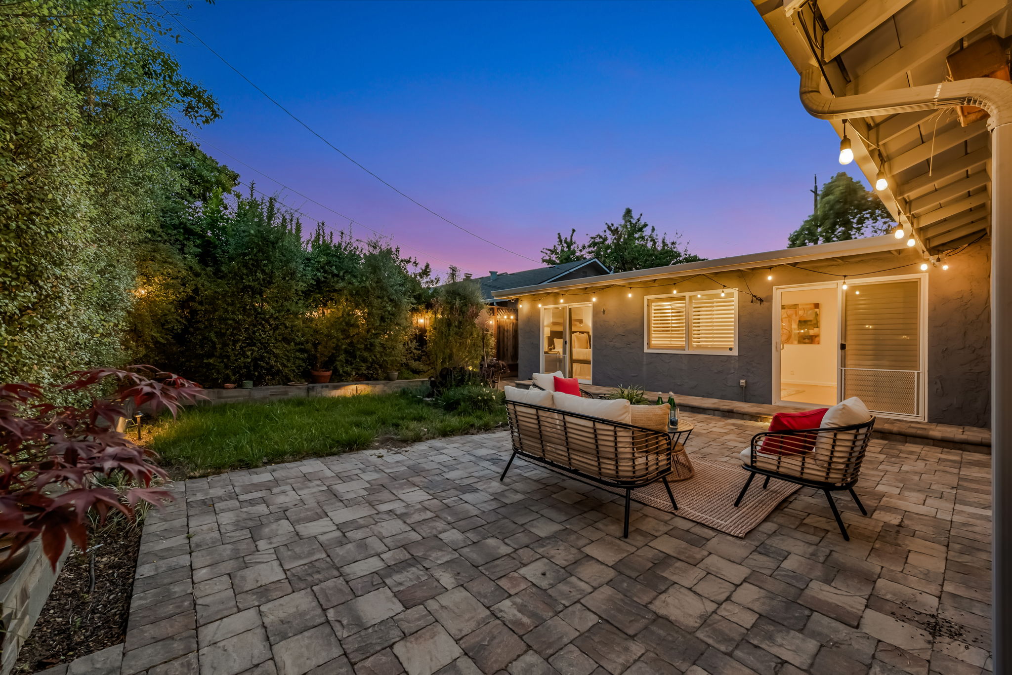 016_TWILIGHT_ 2154 LG Almaden
