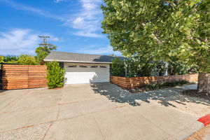 003_2154 LG Almaden Road 