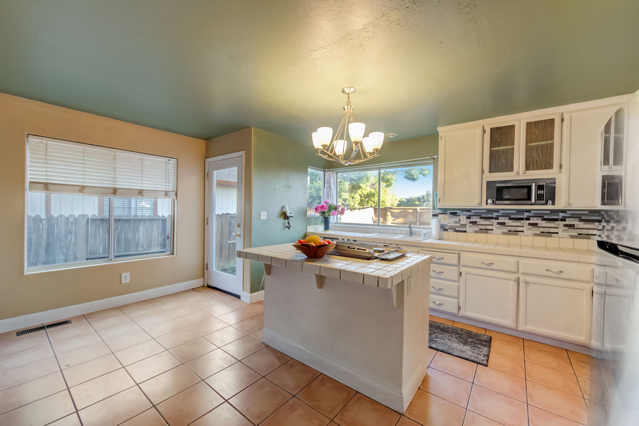 2154 Rachel Dr, Santa Rosa, CA 95401 | Zillow Media Experts
