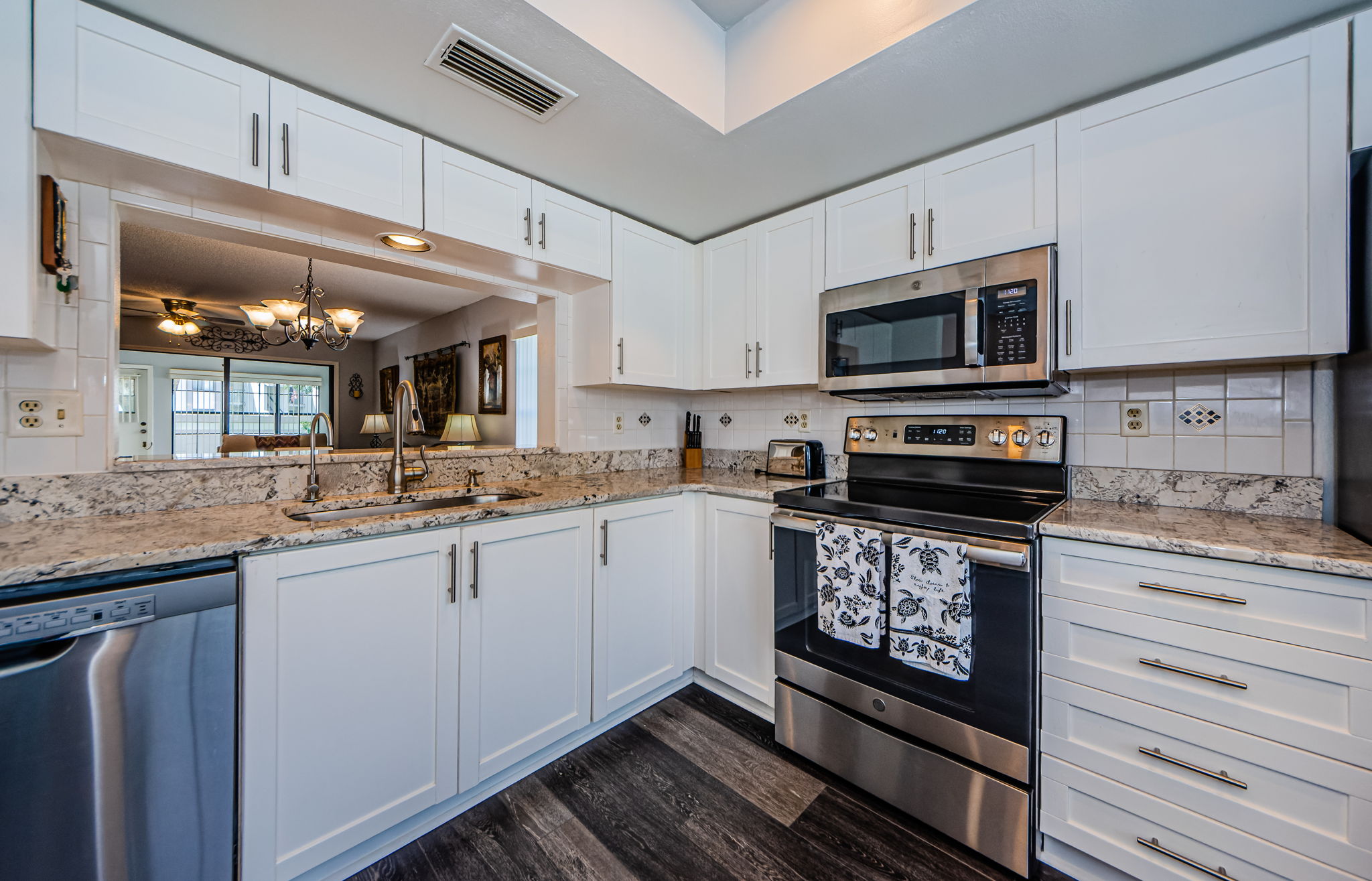 Kitchen 4