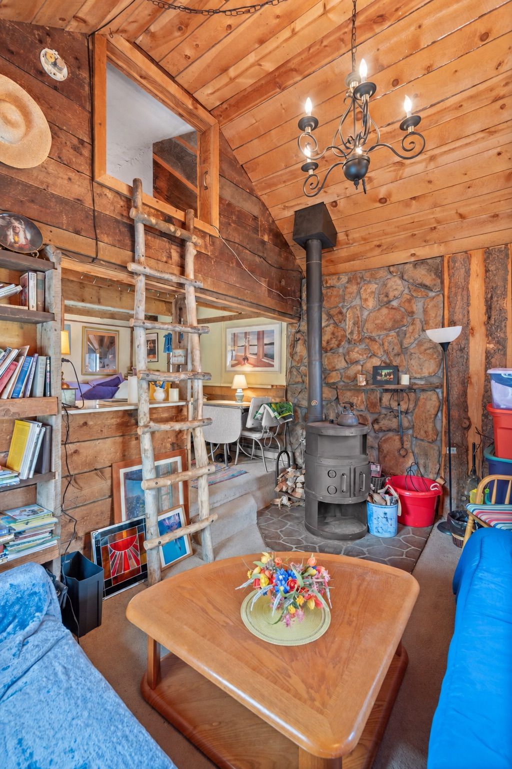 Loft area for additional sleeping area
