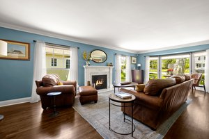  Photo 10