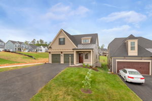 2156 Northside Dr, Charlottesville, VA 22911, USA Photo 4