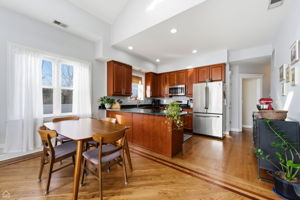 2156 W Ohio St 3W - Amit Vyas_CHP2026_005