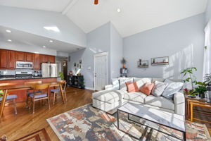 2156 W Ohio St 3W - Amit Vyas_CHP2026_008