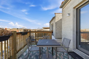 2156 W Ohio St 3W - Amit Vyas_CHP2026_015