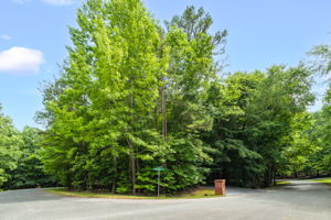 2156 wedgewood Dr-2