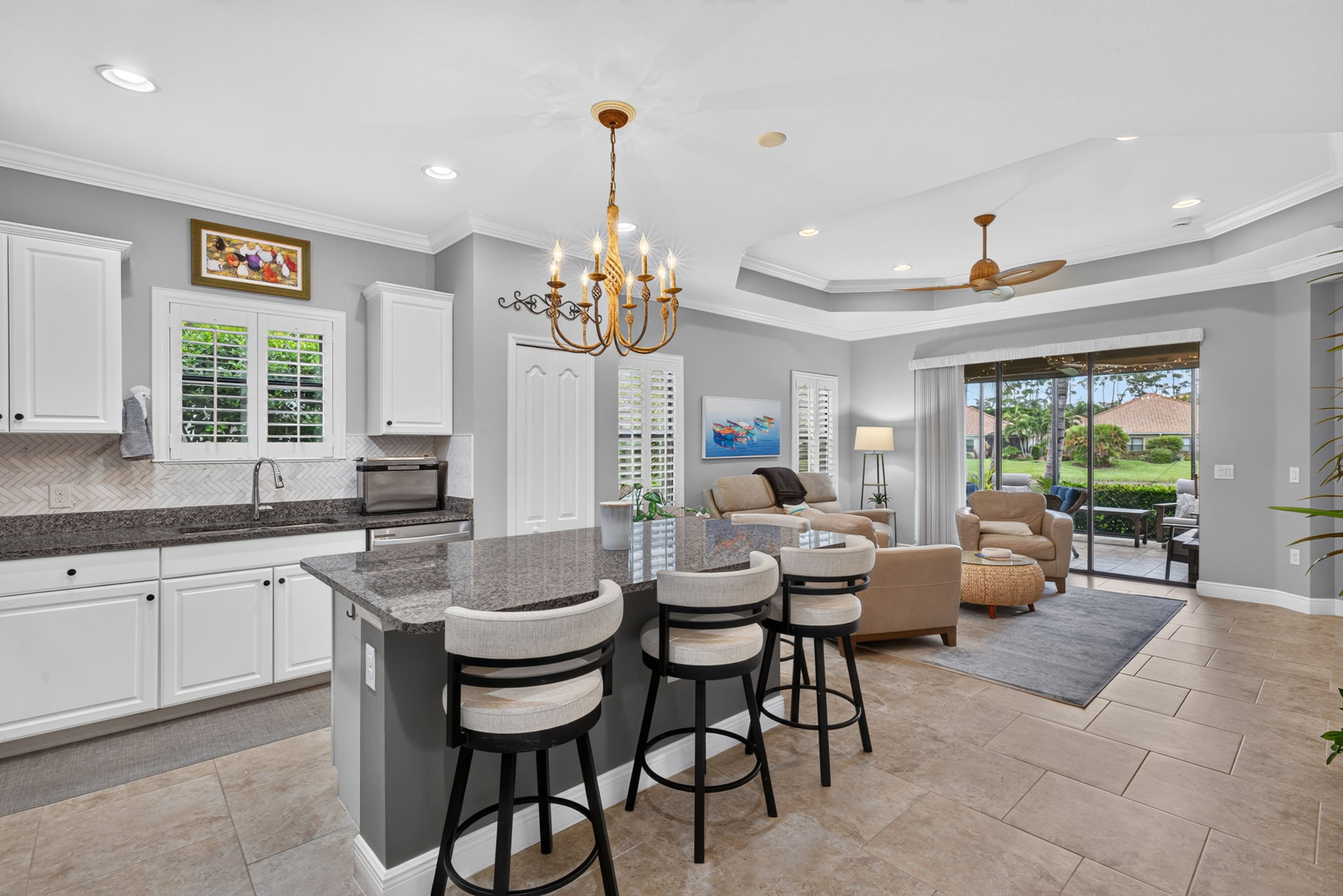 Breakfast Bar 1 of 2