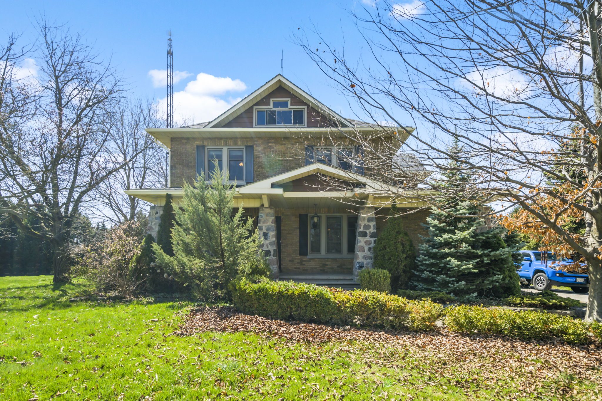 2157 Cockshutt Rd Waterford, ON N0E 1Y0