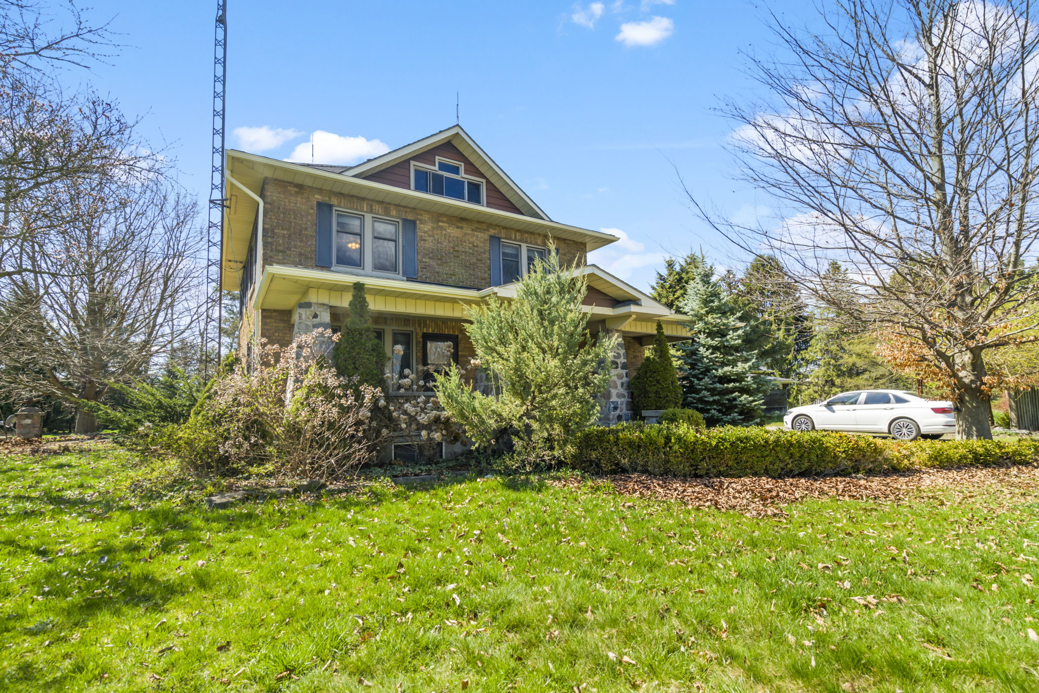 2157 Cockshutt Rd Waterford, ON N0E 1Y0