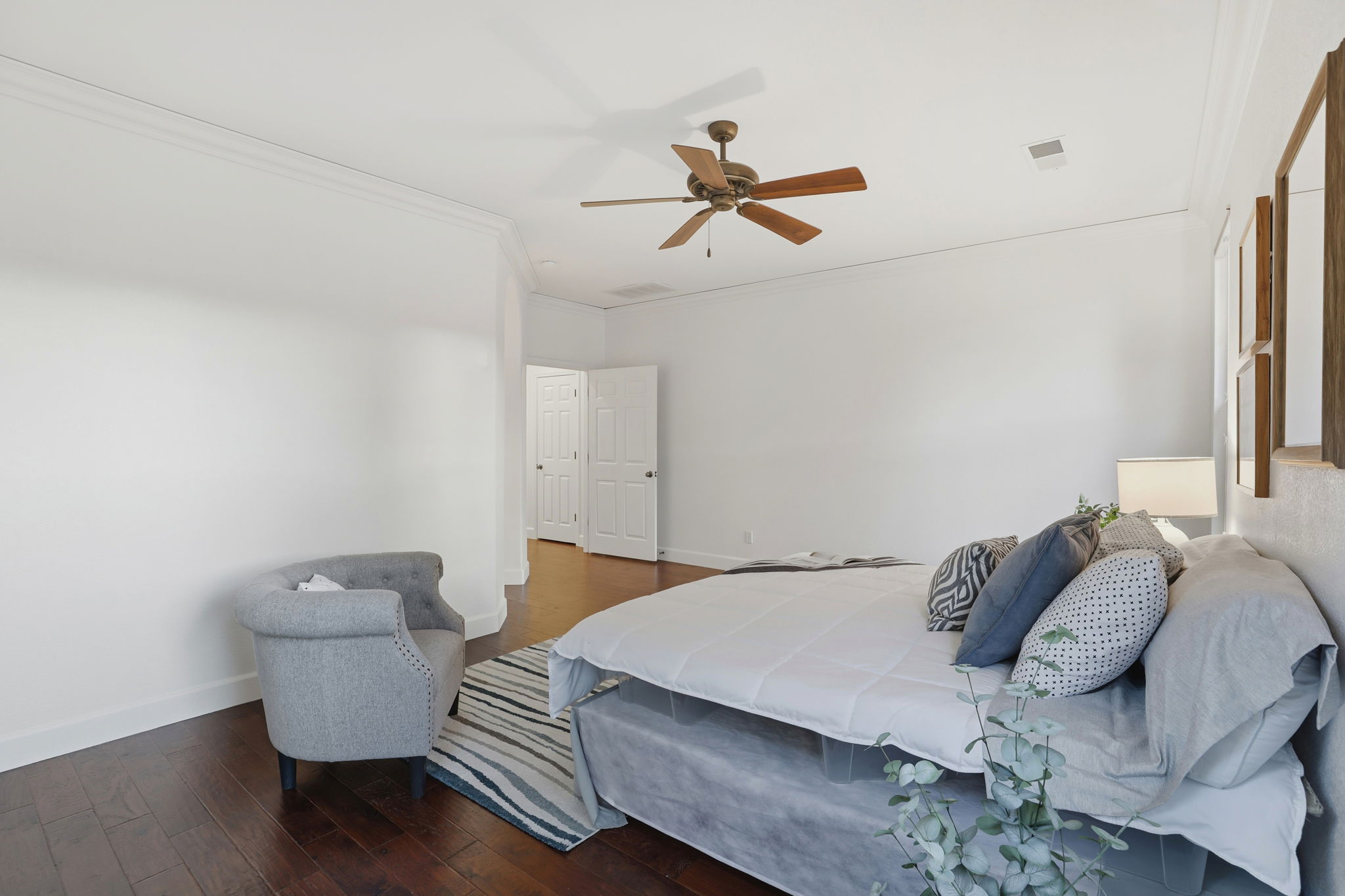 026_F8_2158 Beckett Dr