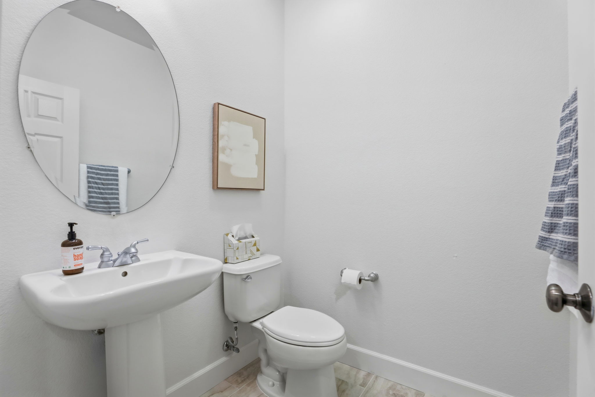 034_F8_2158 Beckett Dr