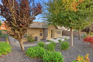 041_F8_2158 Beckett Dr