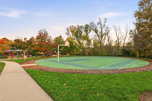 044_F8_2158 Beckett Dr