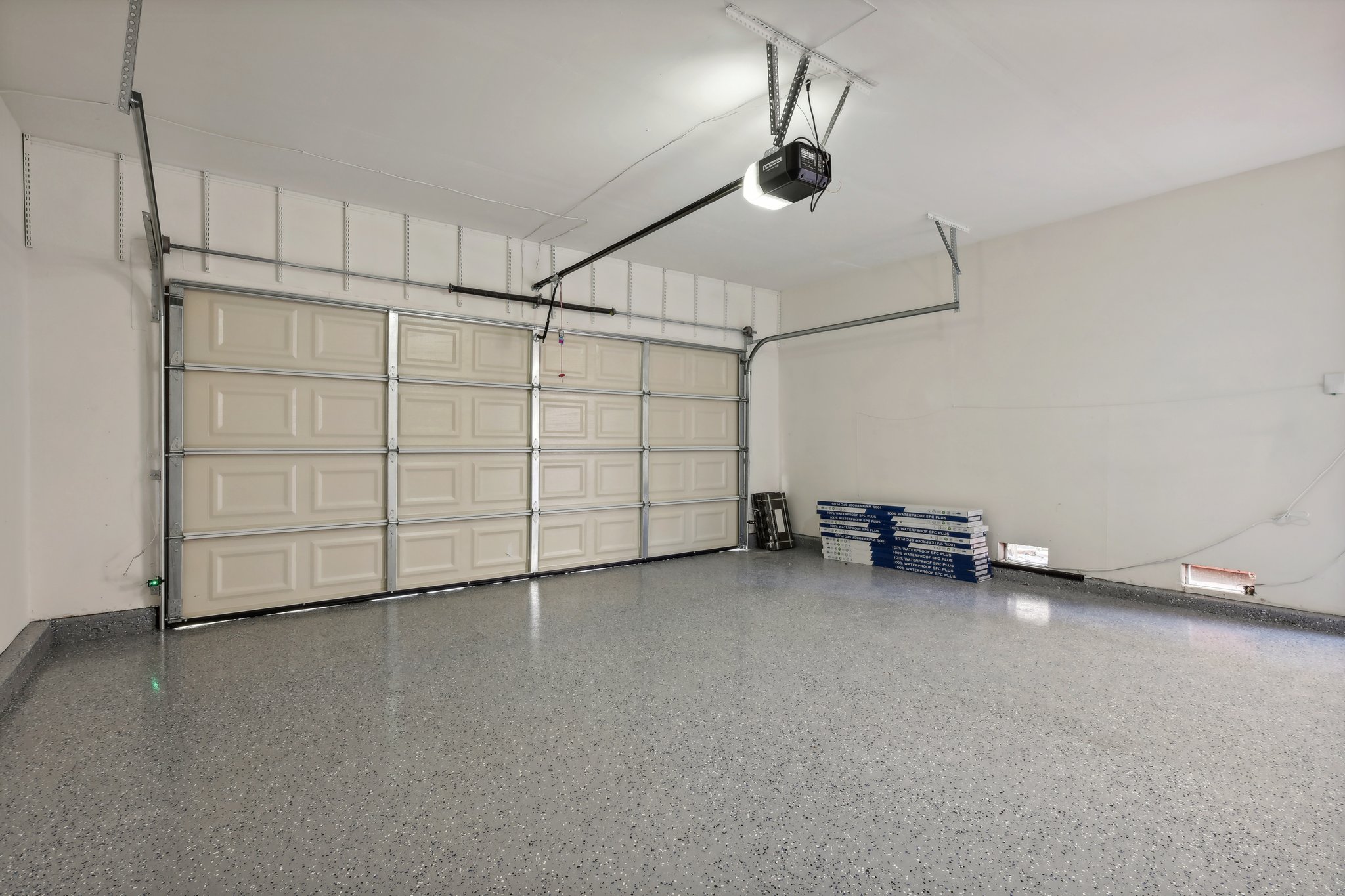 Esperanca Ave-039.jpg