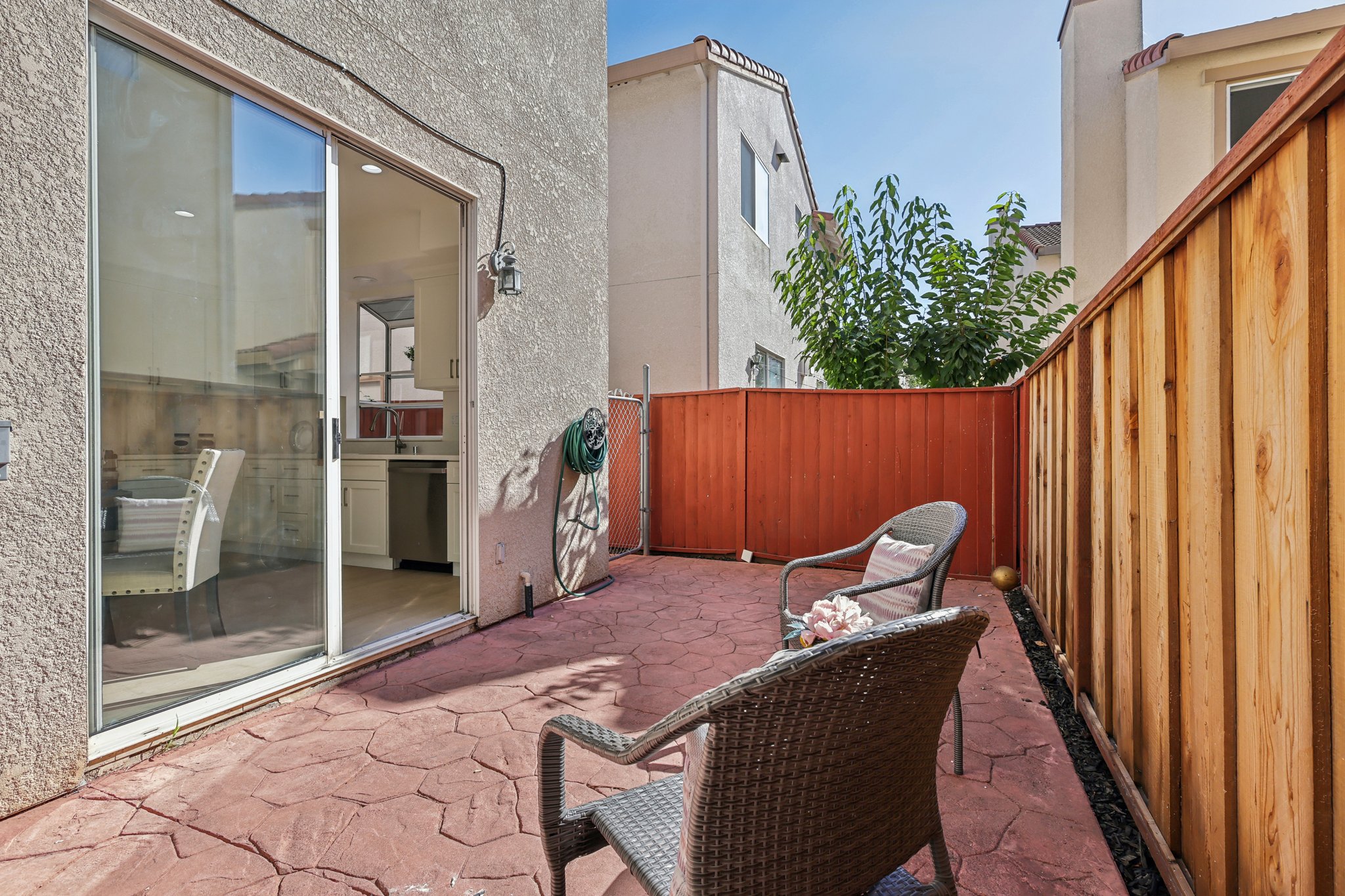 Esperanca Ave-043.jpg