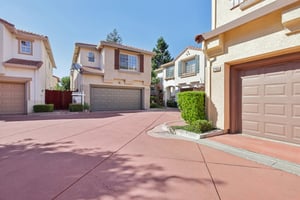 Esperanca Ave-002.jpg