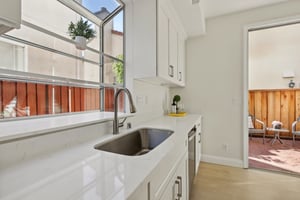 Esperanca Ave-018.jpg