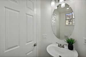 Esperanca Ave-021.jpg