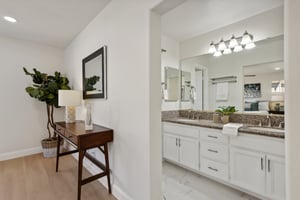 Esperanca Ave-022.jpg