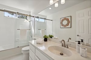 Esperanca Ave-031.jpg