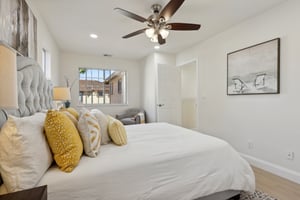 Esperanca Ave-035.jpg