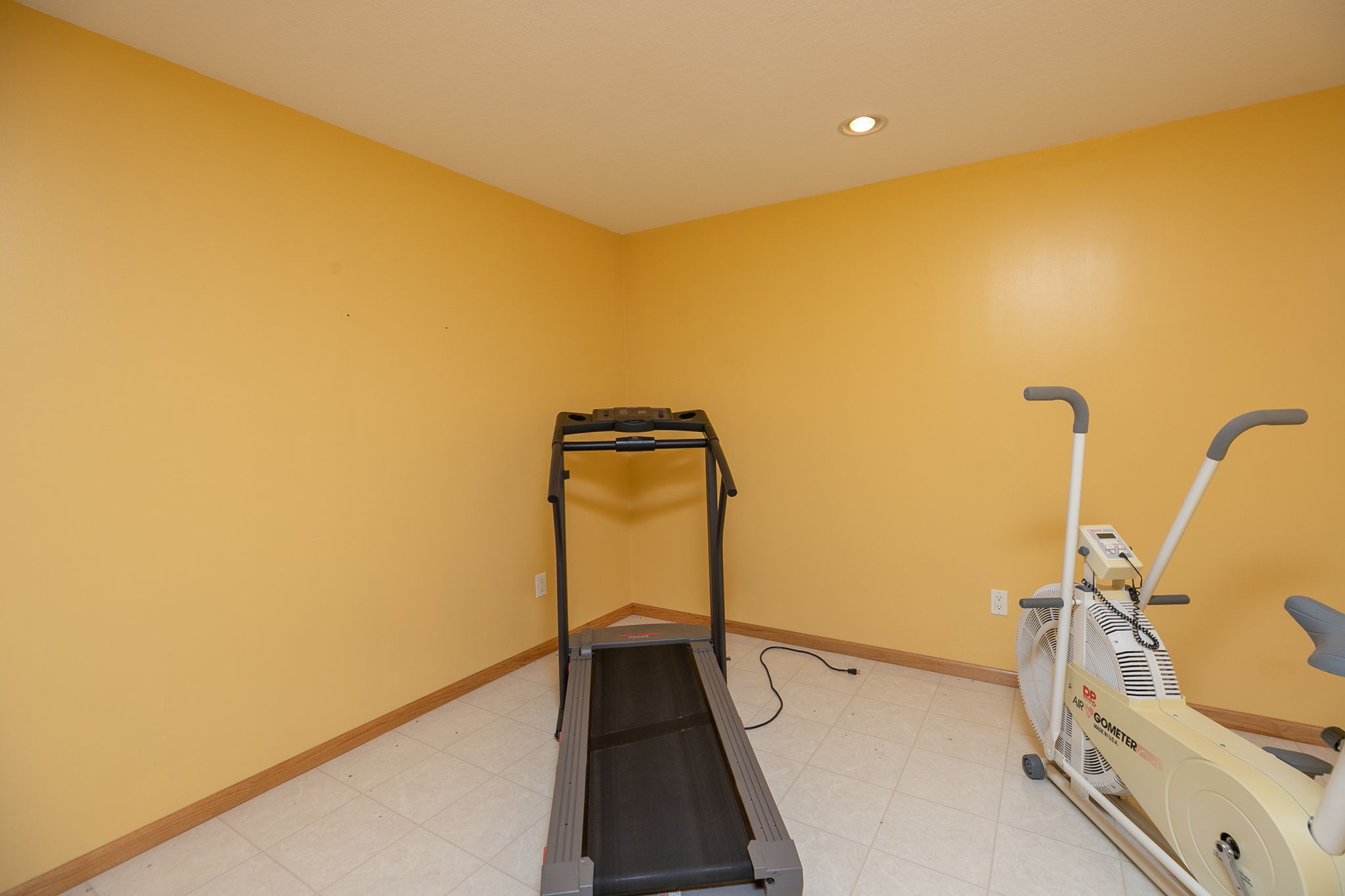33-Exercise Room