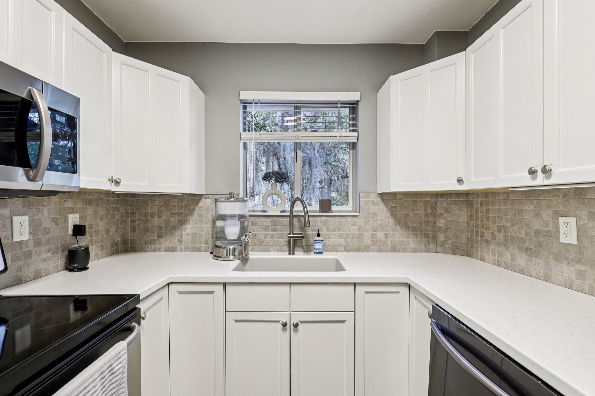 Riverside Ave 4-S1501-017.jpg