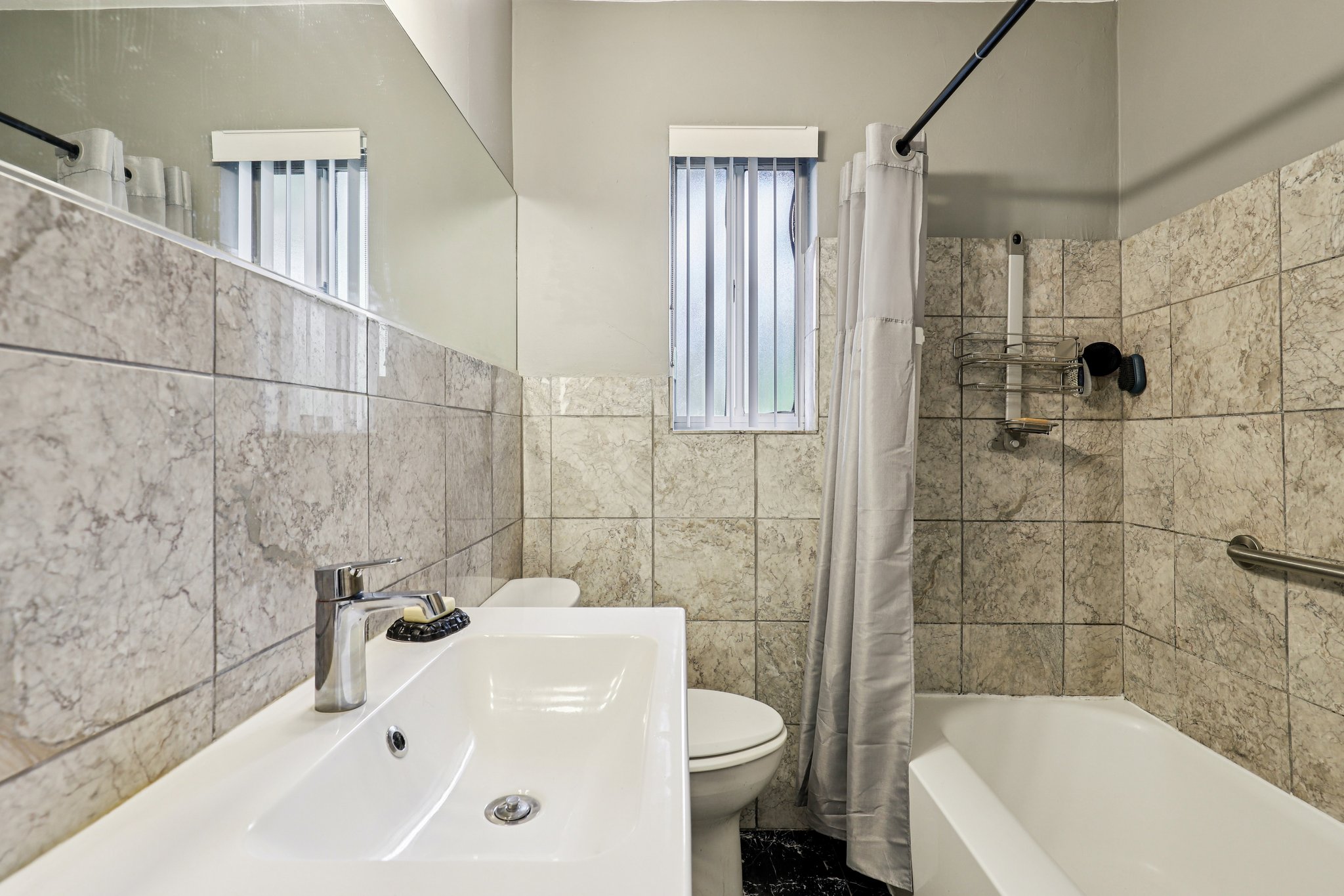 Riverside Ave 4-S1501-027.jpg