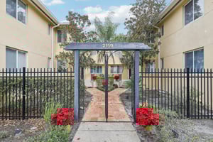 Riverside Ave 4-S1501-002.jpg