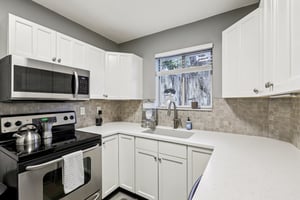 Riverside Ave 4-S1501-019.jpg