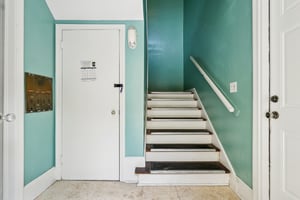 Riverside Ave 4-S1501-031.jpg