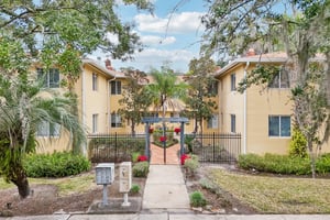 Riverside Ave 4-S1501-034.jpg