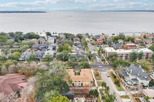 Riverside Ave 4-S1501-040.jpg