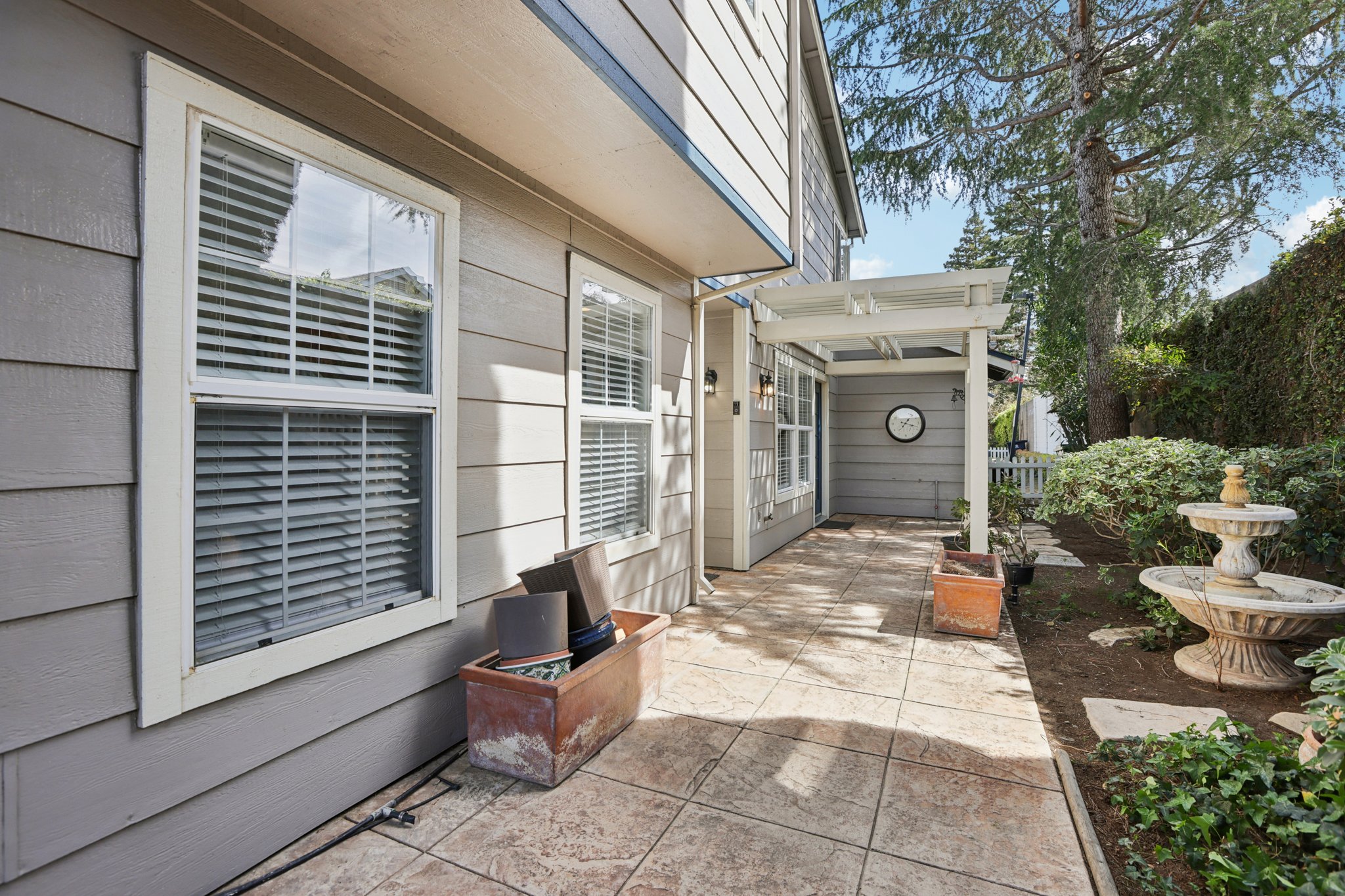 Walsingham Ct 62-S1403-004.jpg