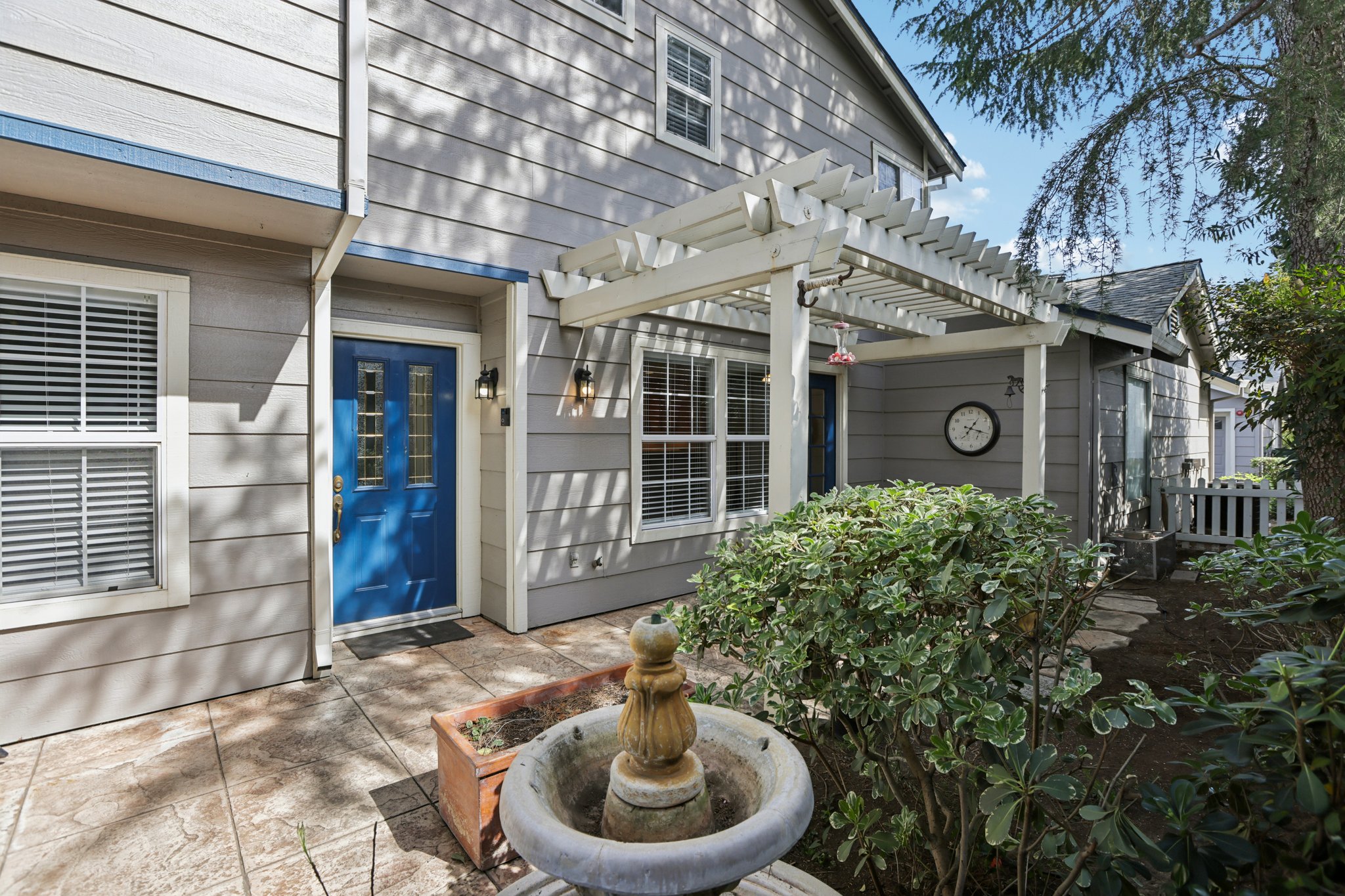 Walsingham Ct 62-S1403-006.jpg