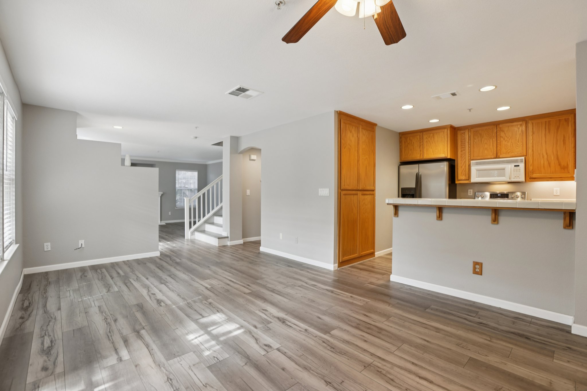 Walsingham Ct 62-S1403-015.jpg