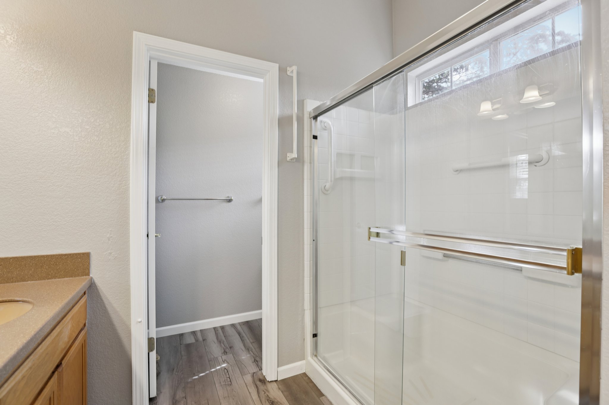 Walsingham Ct 62-S1403-026.jpg