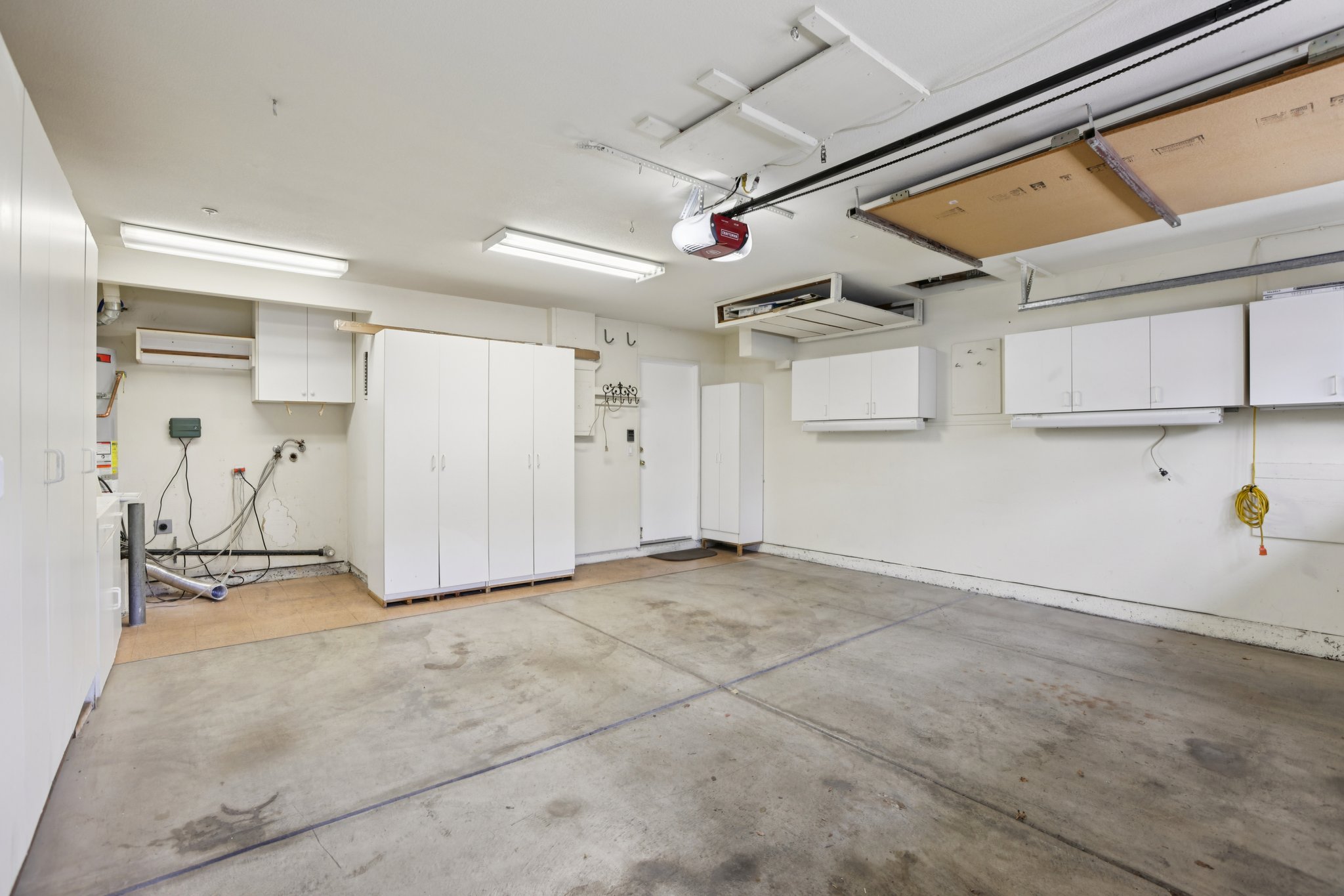 Walsingham Ct 62-S1403-039.jpg