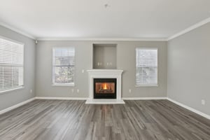 Walsingham Ct 62-S1403-011.jpg