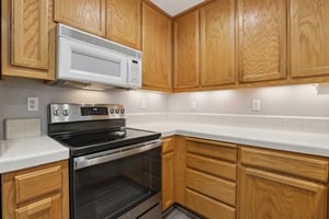 Walsingham Ct 62-S1403-017.jpg